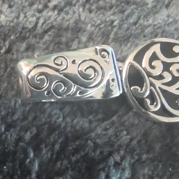 Silver Tone Bracelet - Picture 3 of 3